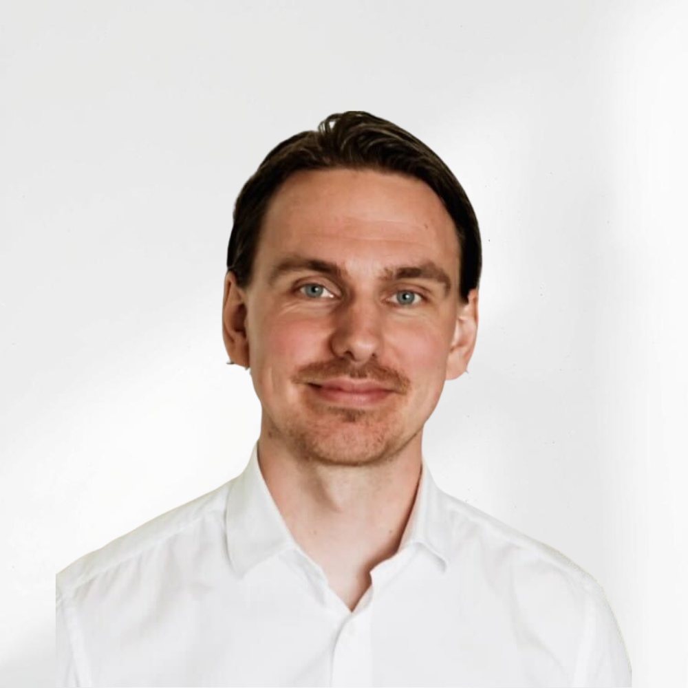 Pieter <br>van den Brink